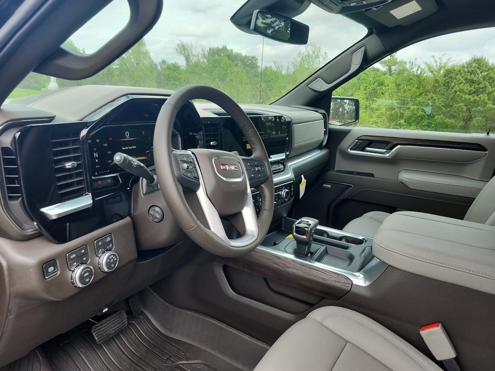 2026 GMC Sierra 1500 Crew Cab Short Box 4-Wheel Drive SLT