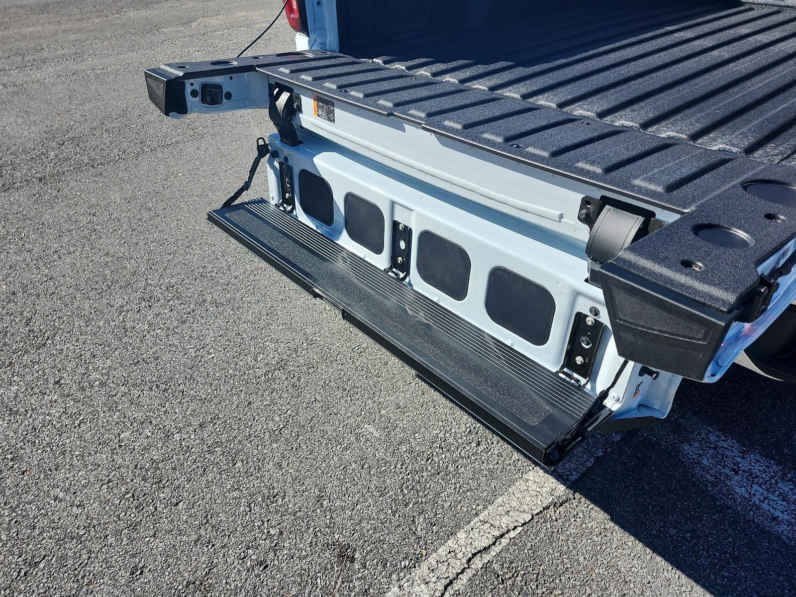 2026 GMC Sierra 1500 Crew Cab Short Box 4-Wheel Drive SLT