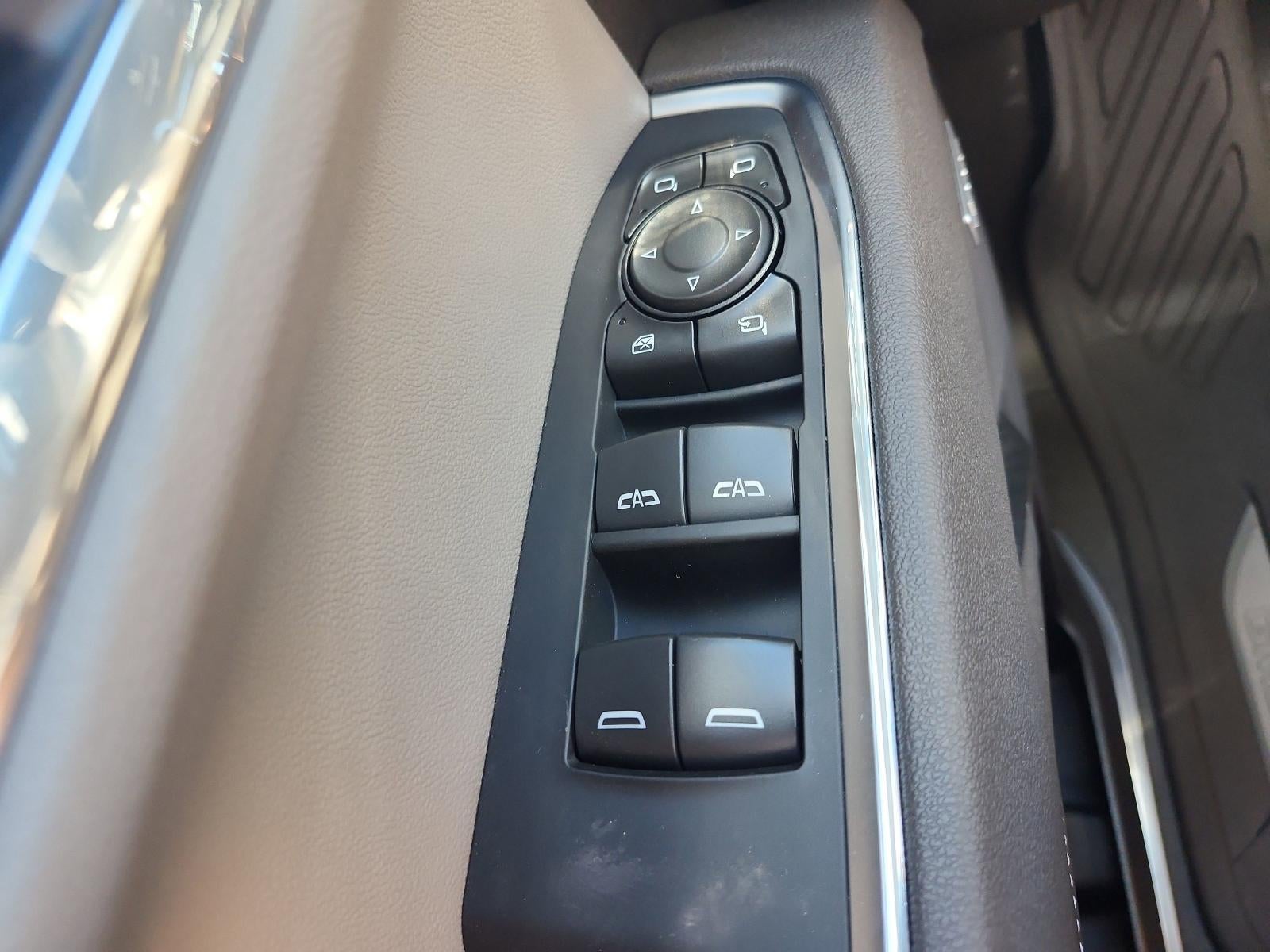 2026 GMC Sierra 1500 Crew Cab Short Box 4-Wheel Drive SLT