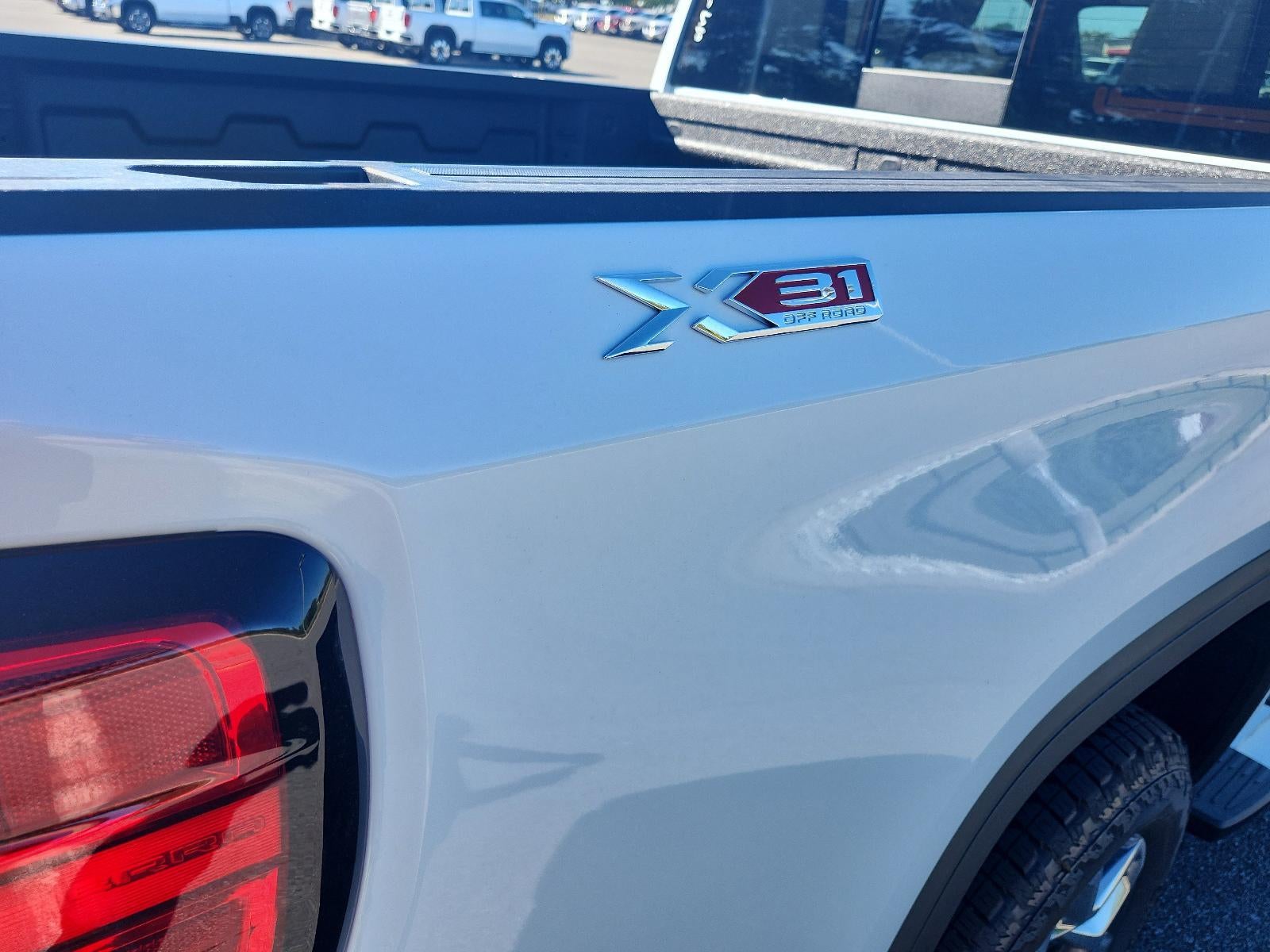 2026 GMC Sierra 1500 Crew Cab Short Box 4-Wheel Drive SLT