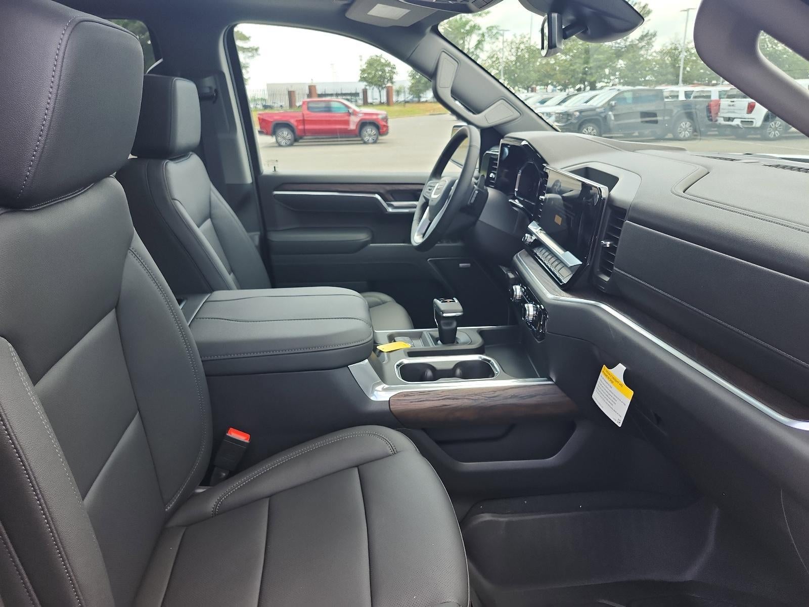 2026 GMC Sierra 1500 Crew Cab Short Box 4-Wheel Drive SLT