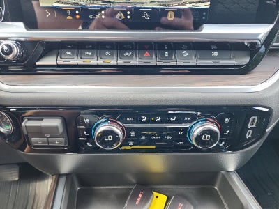 2026 GMC Sierra 1500 Crew Cab Short Box 4-Wheel Drive SLT