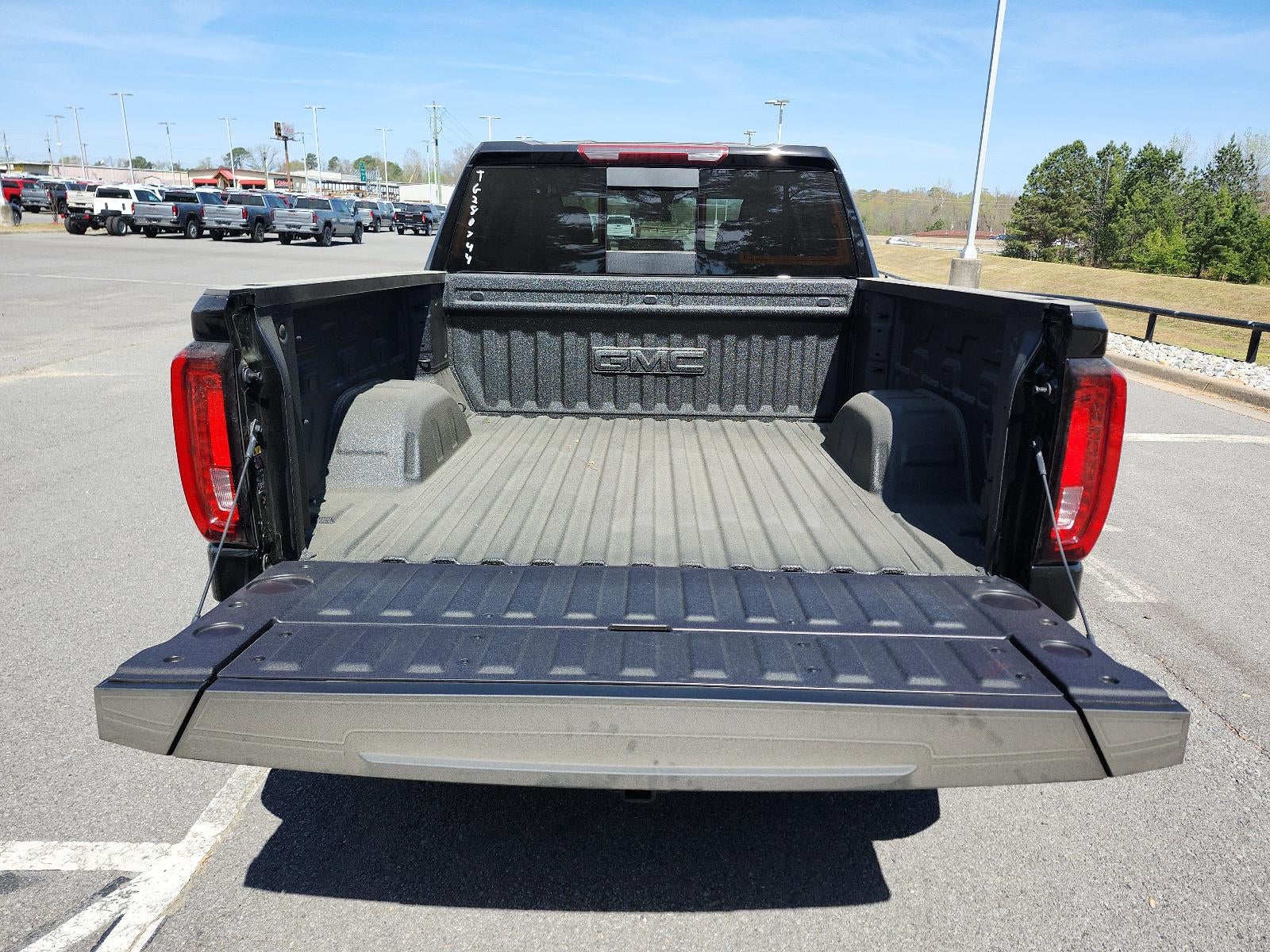 2026 GMC Sierra 1500 Crew Cab Short Box 4-Wheel Drive SLT