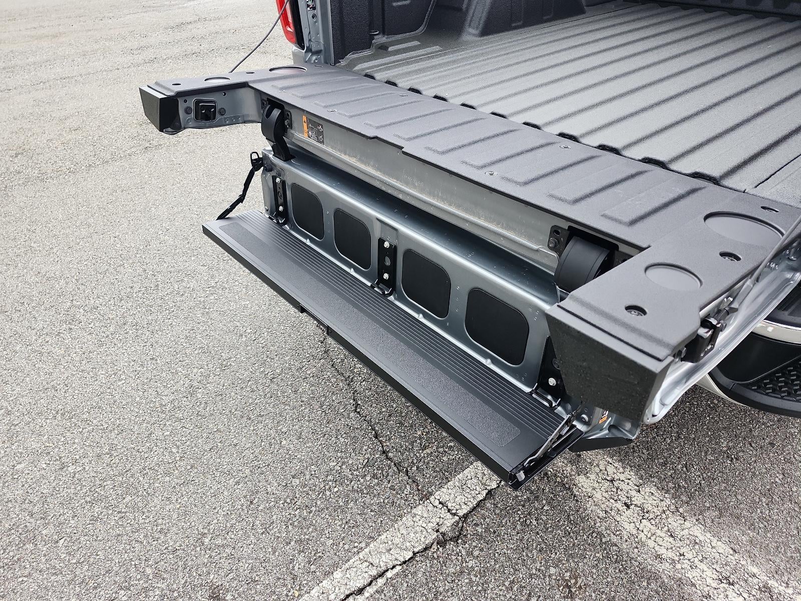 2026 GMC Sierra 1500 Crew Cab Short Box 4-Wheel Drive SLT