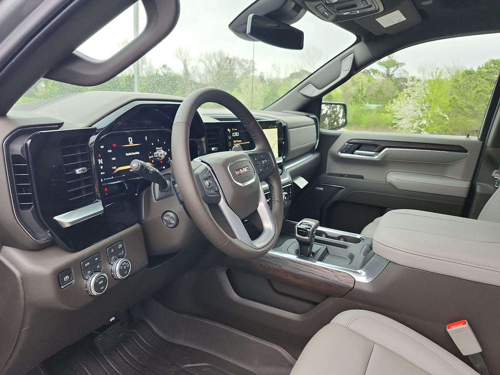 2026 GMC Sierra 1500 Crew Cab Short Box 4-Wheel Drive SLT