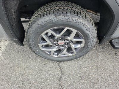 2026 GMC Sierra 1500 Crew Cab Short Box 4-Wheel Drive SLT