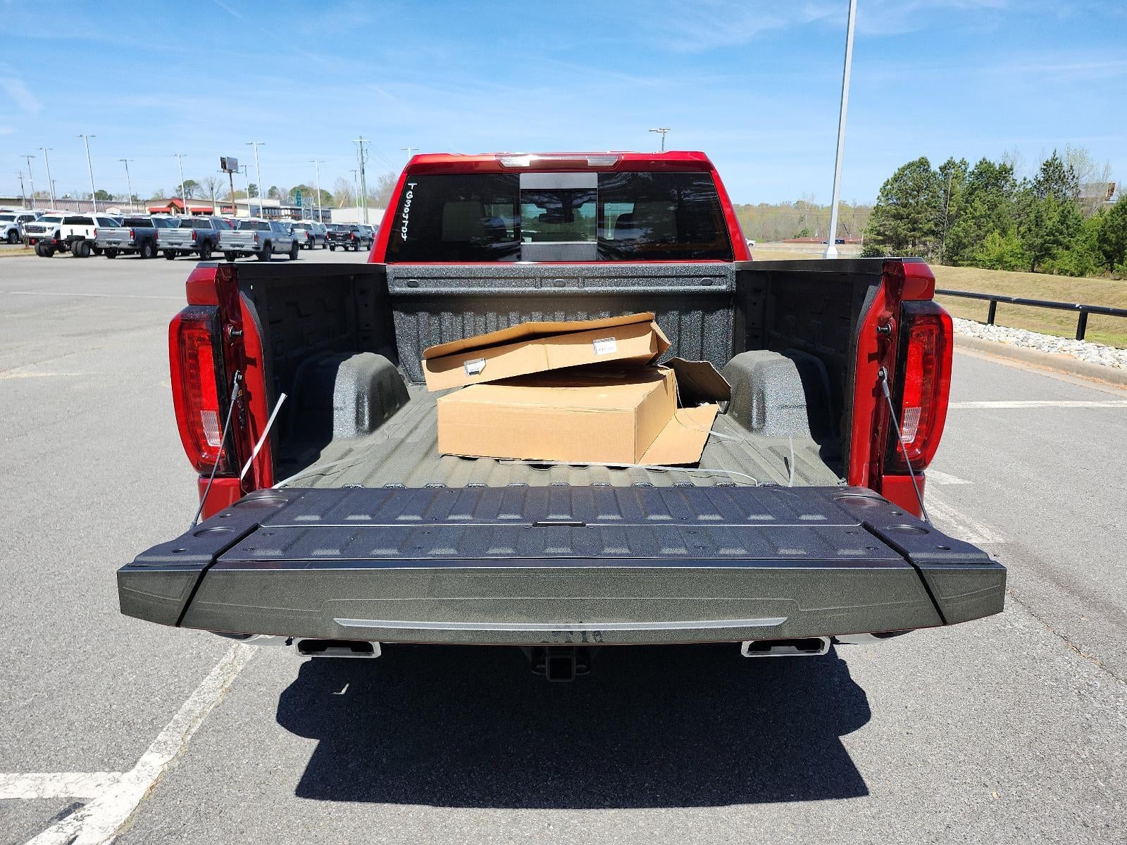 2026 GMC Sierra 1500 Crew Cab Short Box 4-Wheel Drive SLT