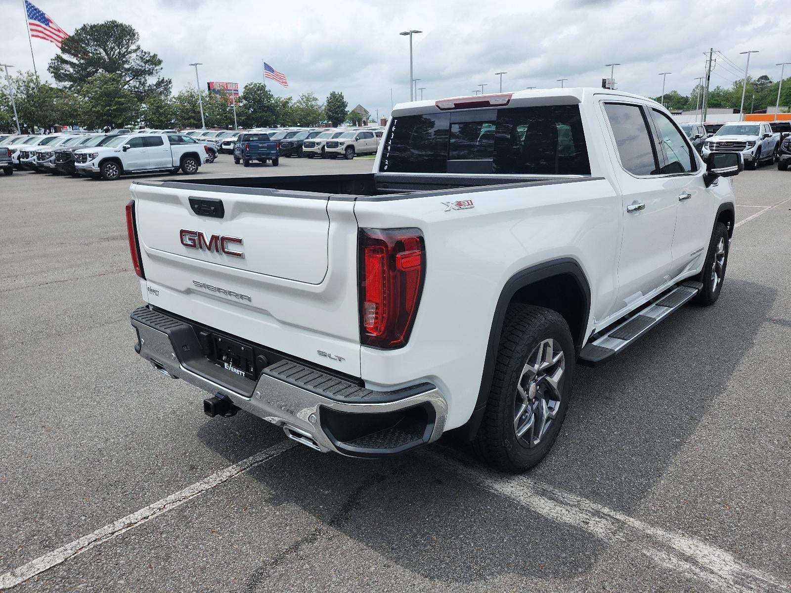 2026 GMC Sierra 1500 Crew Cab Short Box 4-Wheel Drive SLT