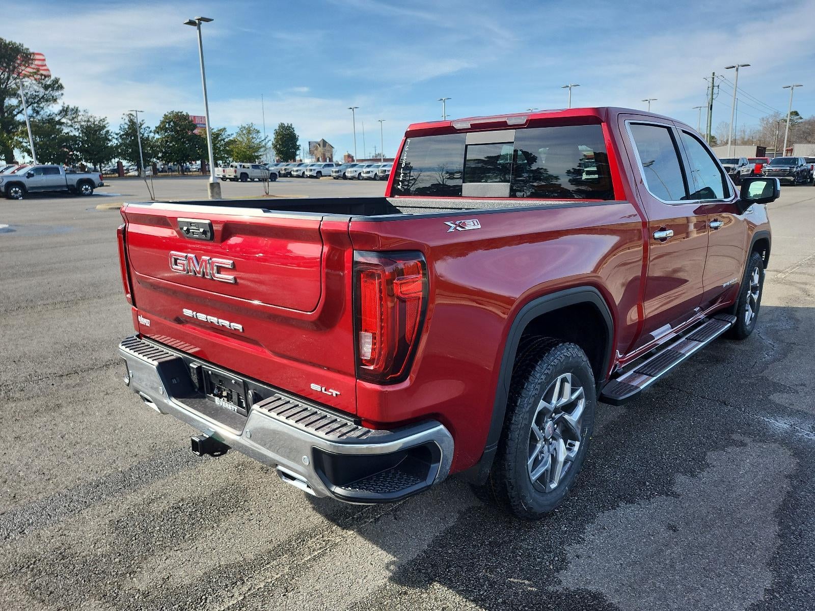 2026 GMC Sierra 1500 Crew Cab Short Box 4-Wheel Drive SLT
