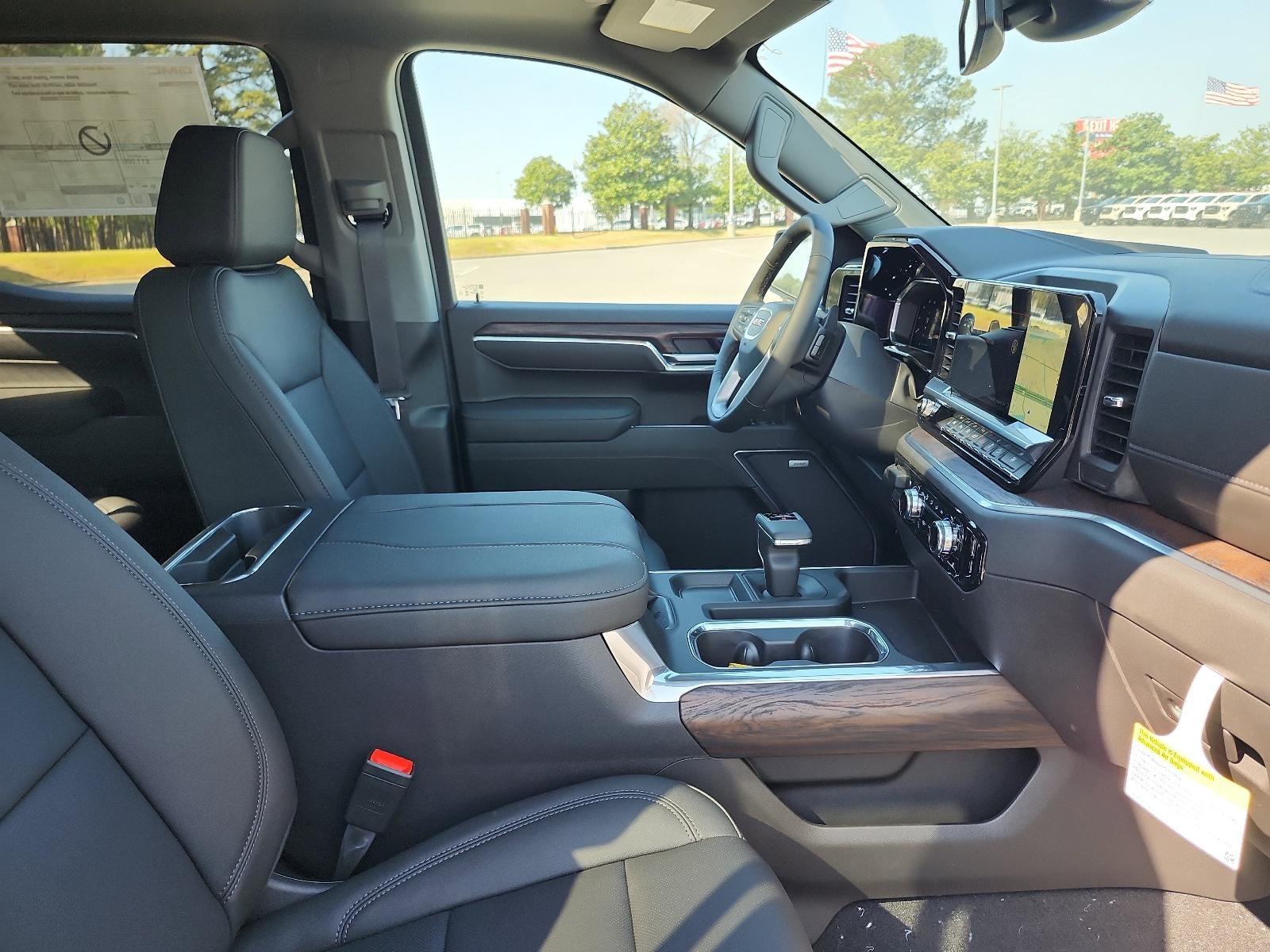 2026 GMC Sierra 1500 Crew Cab Short Box 4-Wheel Drive SLT