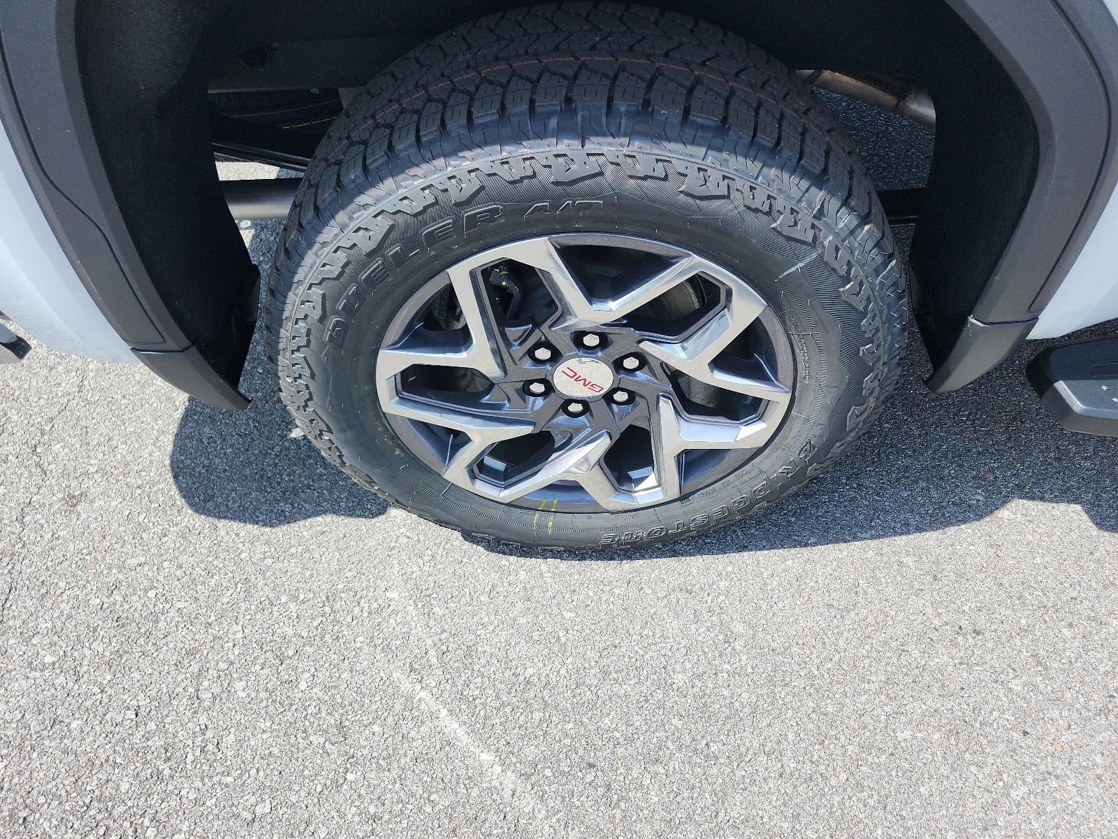 2026 GMC Sierra 1500 Crew Cab Short Box 4-Wheel Drive SLT