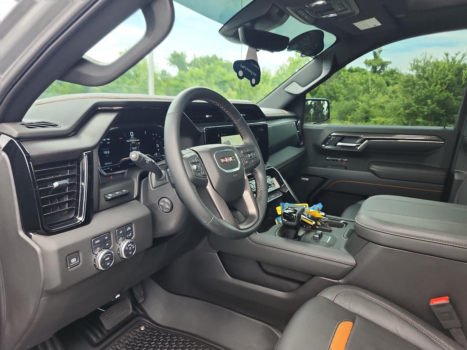2025 GMC Sierra 1500 AT4