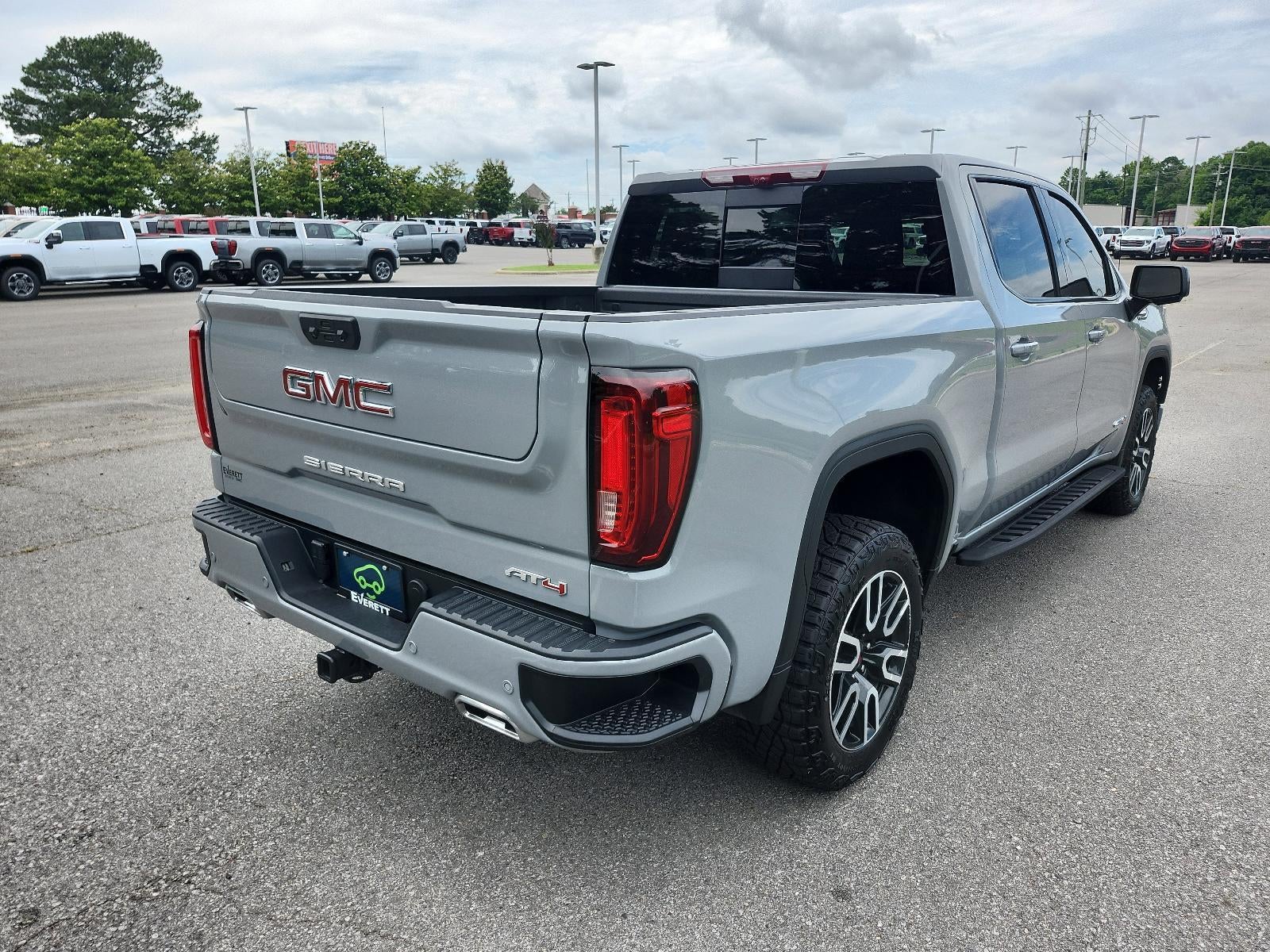 2025 GMC Sierra 1500 AT4