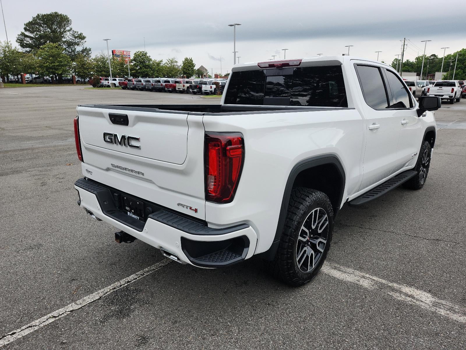 2024 GMC Sierra 1500 AT4
