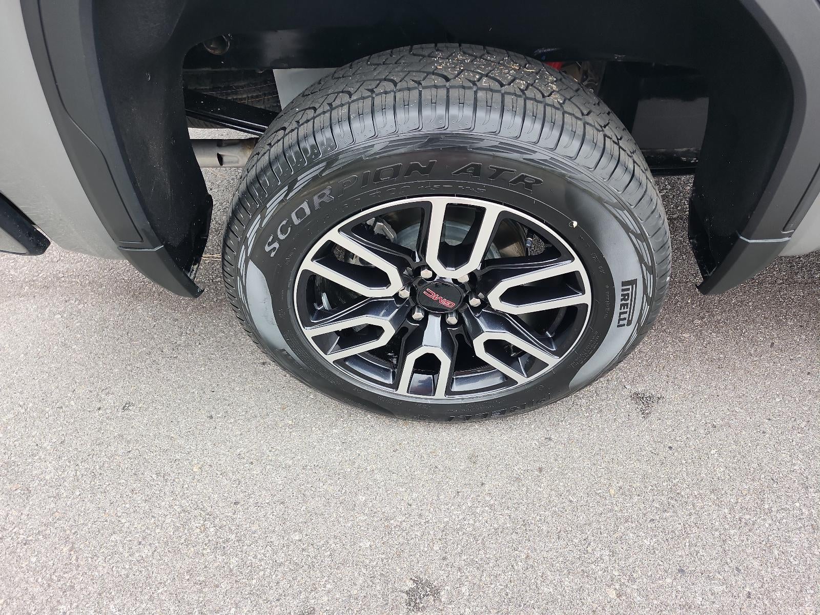 2025 GMC Sierra 1500 AT4 - Photo 6