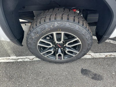 2026 GMC Sierra 1500 Crew Cab Short Box 4-Wheel Drive AT4