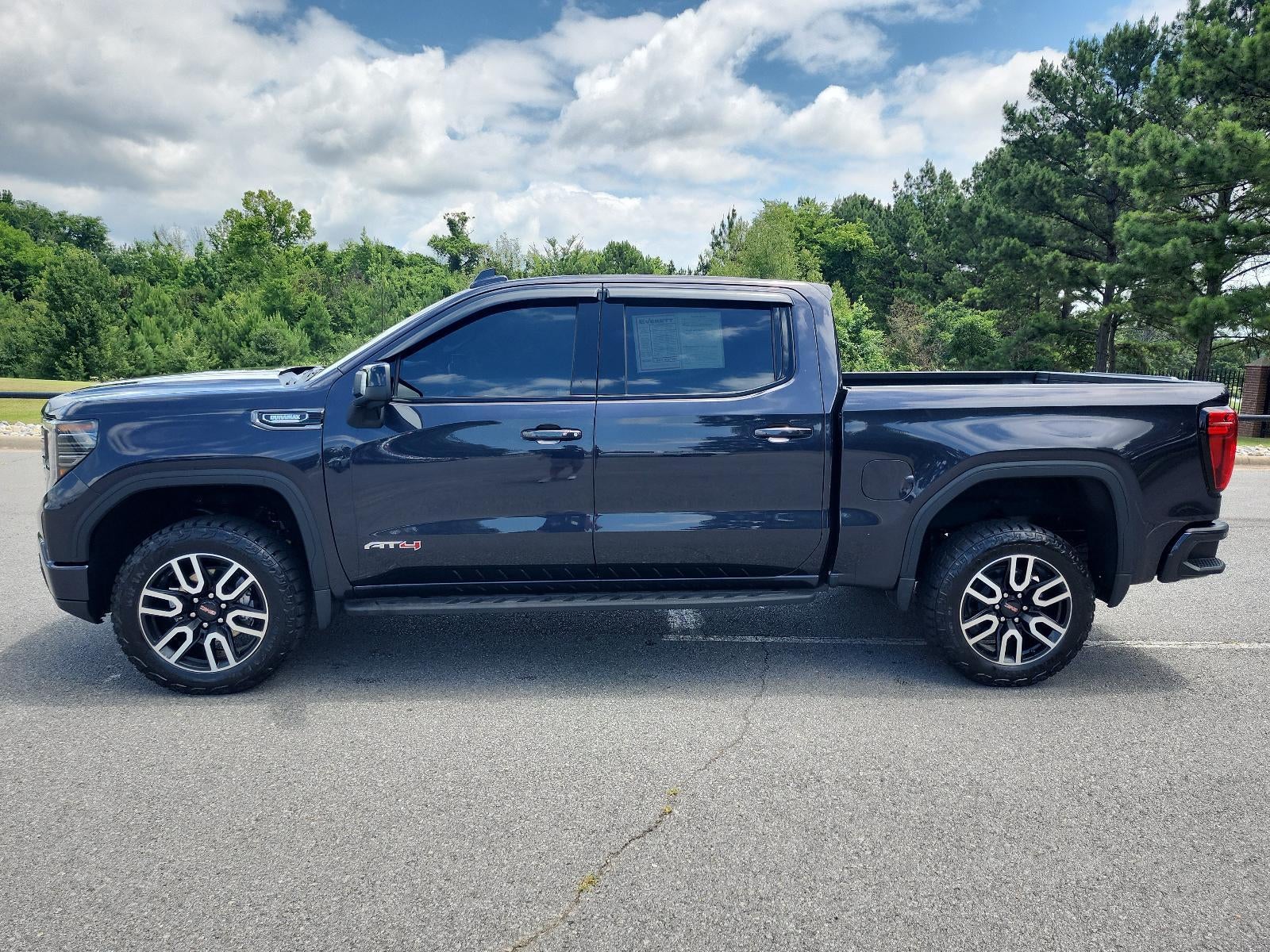 2025 GMC Sierra 1500 AT4