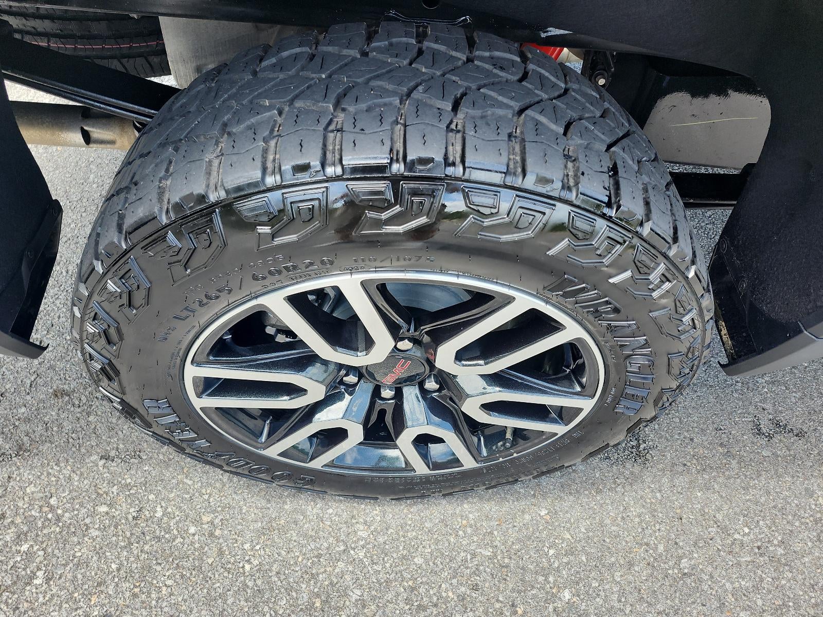 2025 GMC Sierra 1500 AT4