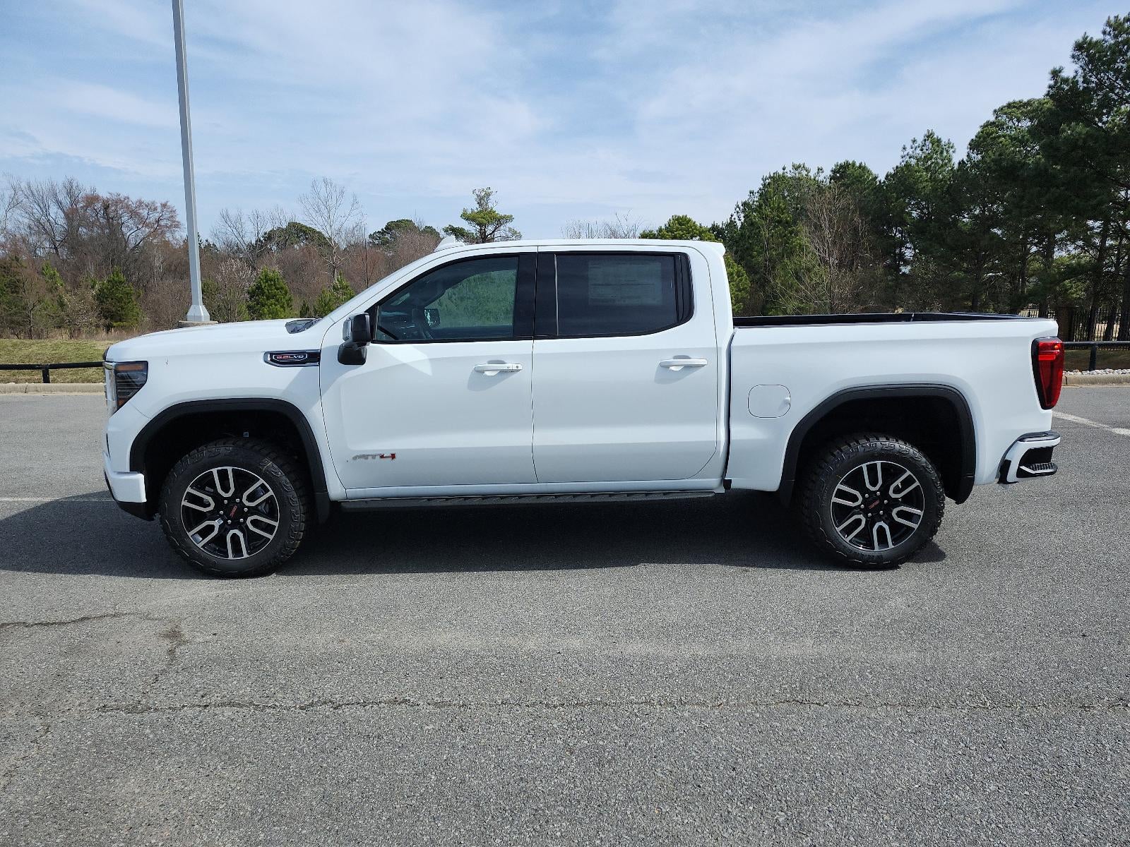 2026 GMC Sierra 1500 Crew Cab Short Box 4-Wheel Drive AT4