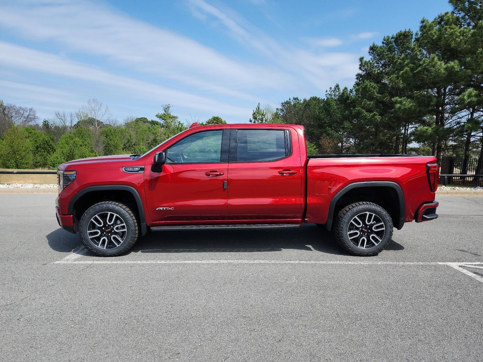 2026 GMC Sierra 1500 Crew Cab Short Box 4-Wheel Drive AT4