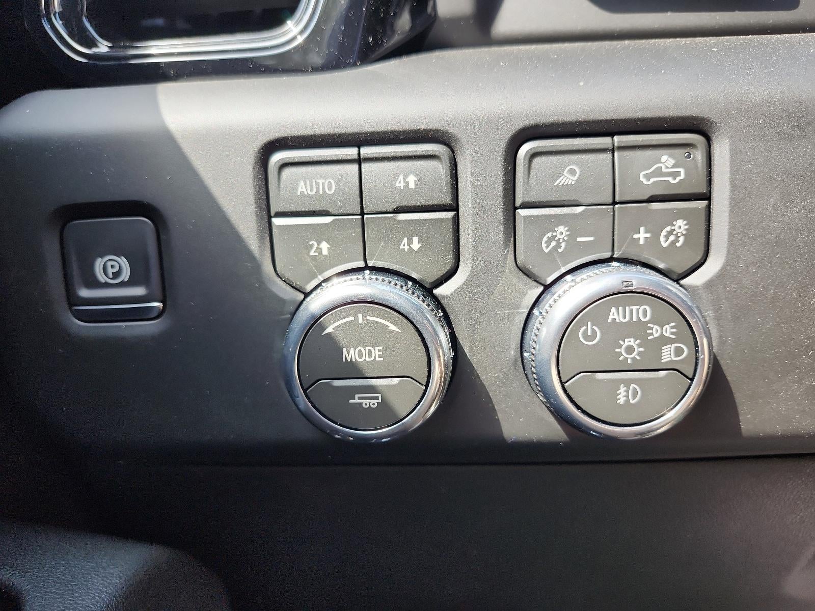 2026 GMC Sierra 1500 Crew Cab Short Box 4-Wheel Drive AT4