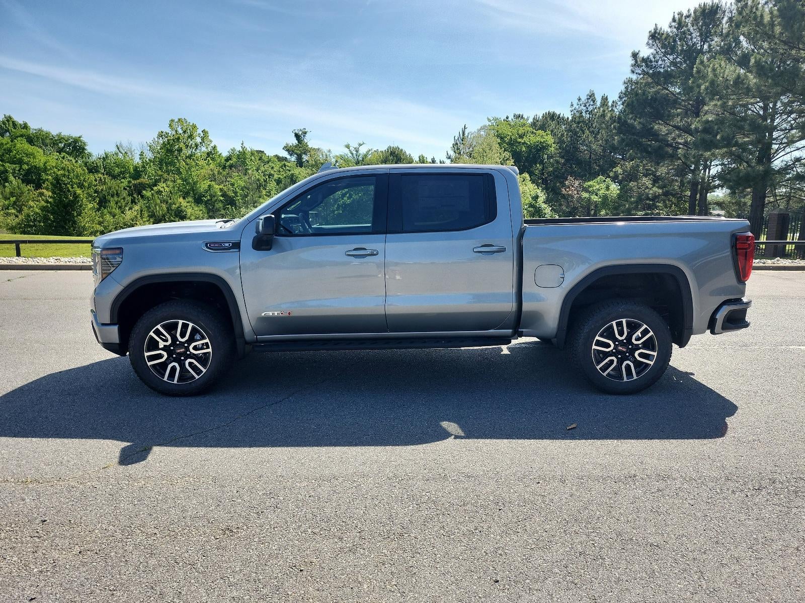 2026 GMC Sierra 1500 Crew Cab Short Box 4-Wheel Drive AT4