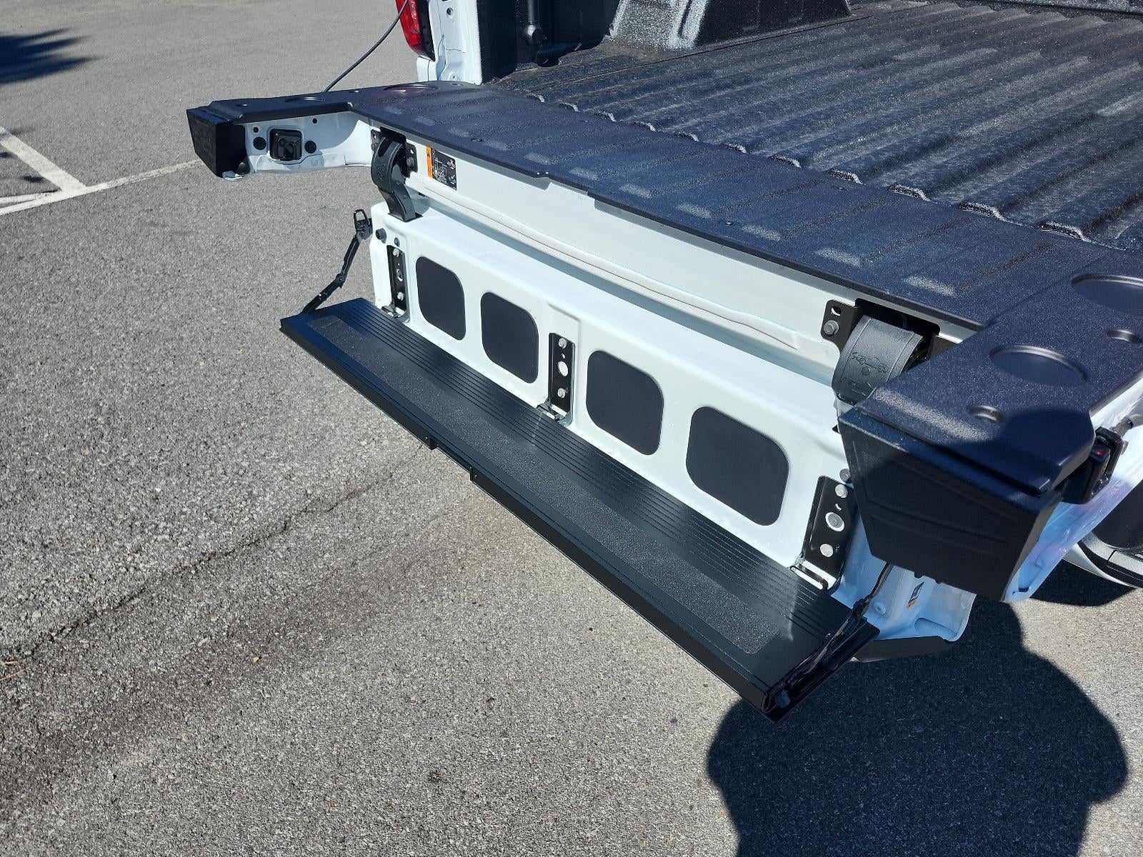 2026 GMC Sierra 1500 AT4 - Photo 10