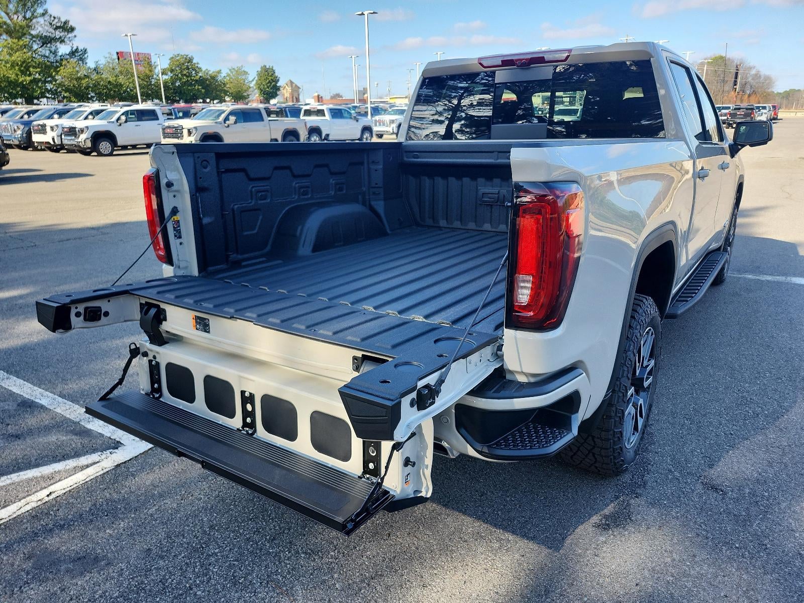 2026 GMC Sierra 1500 Crew Cab Short Box 4-Wheel Drive AT4