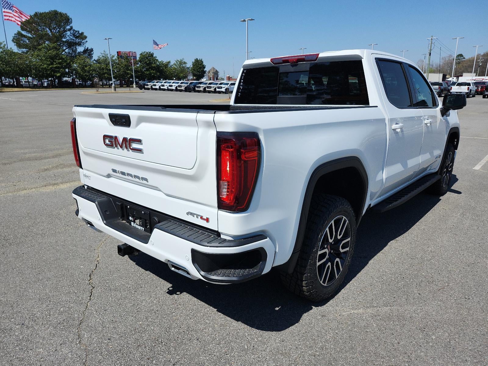 2026 GMC Sierra 1500 Crew Cab Short Box 4-Wheel Drive AT4