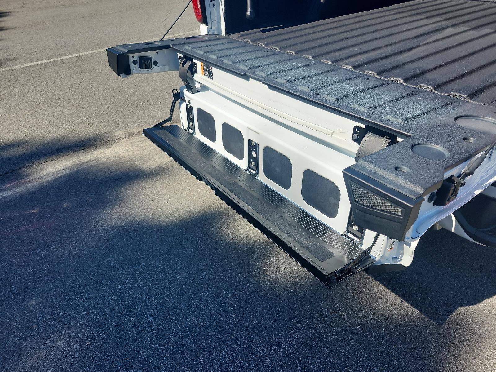 2024 GMC Sierra 1500 AT4 - Photo 12