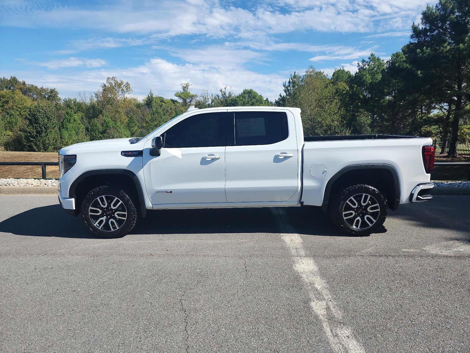Used 2024 GMC Sierra 1500 AT4 with VIN 3GTUUEEL2RG415920 for sale in Little Rock