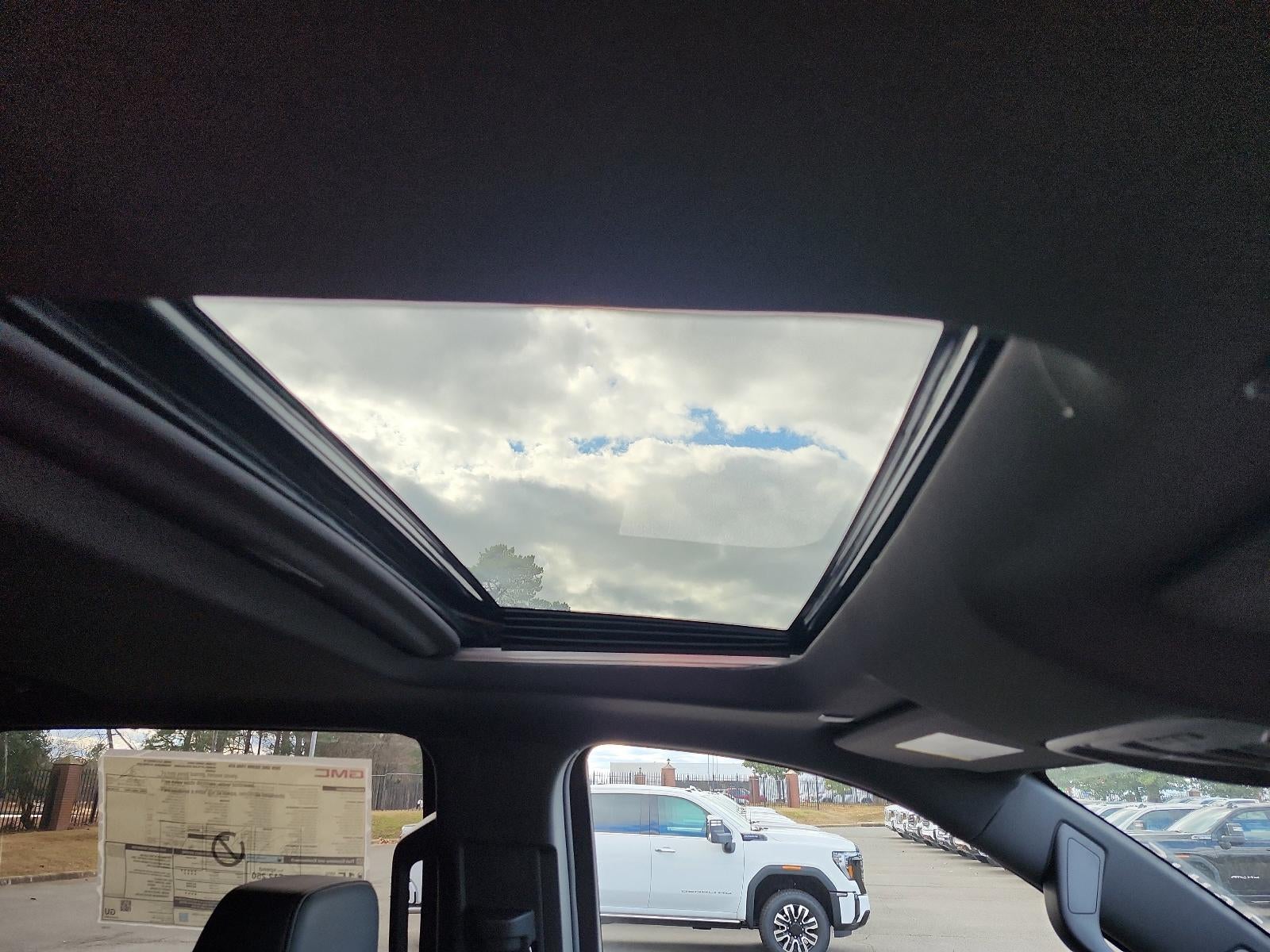 2026 GMC Sierra 1500 Crew Cab Short Box 4-Wheel Drive AT4