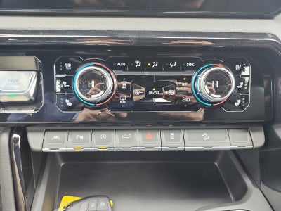 2026 GMC Sierra 1500 Crew Cab Short Box 4-Wheel Drive AT4