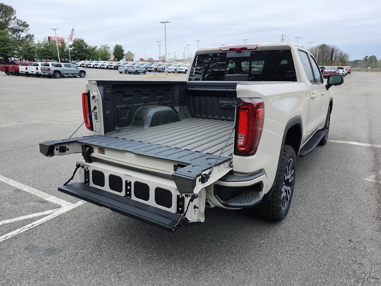 2026 GMC Sierra 1500 Crew Cab Short Box 4-Wheel Drive AT4
