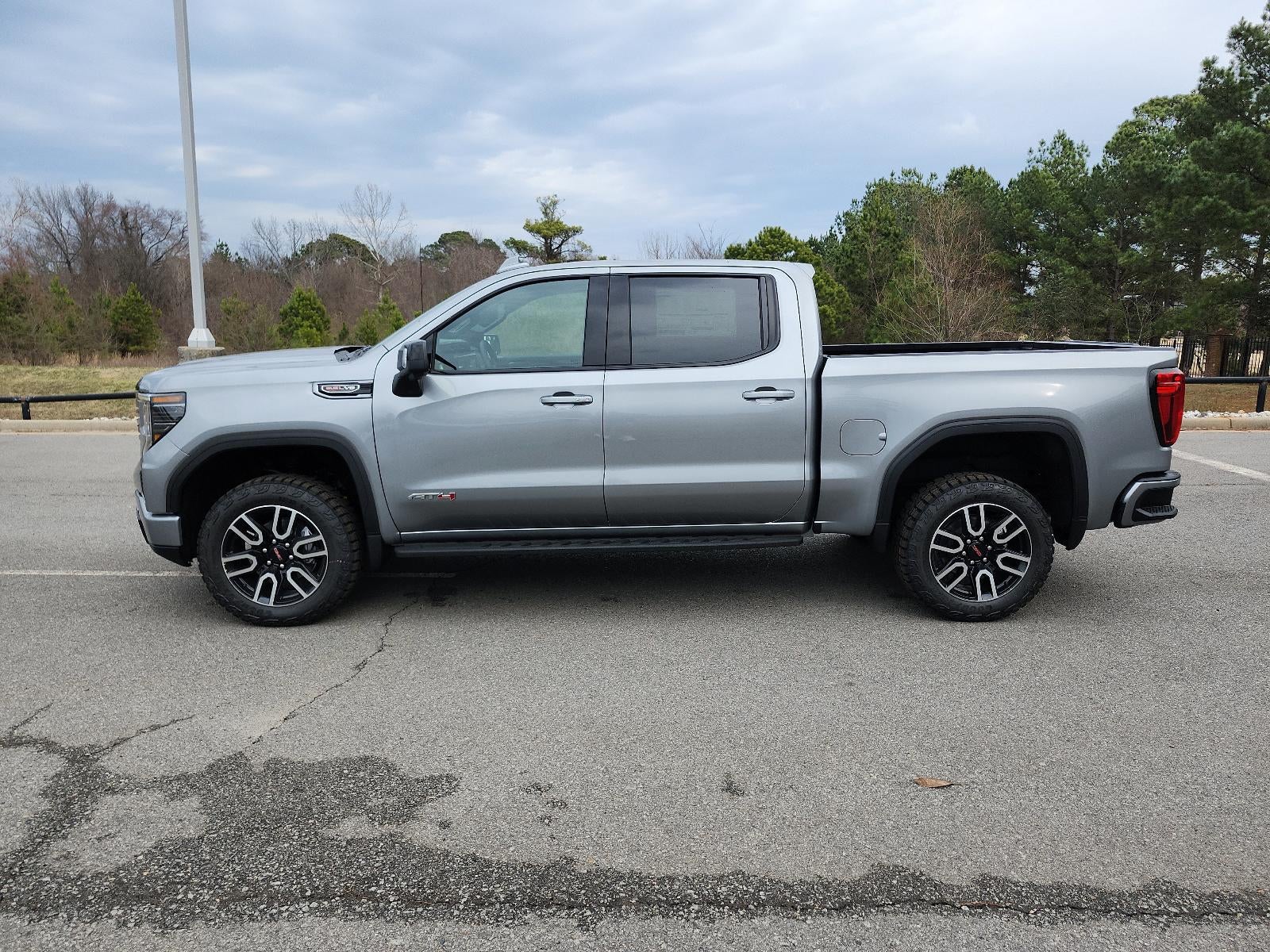 2026 GMC Sierra 1500 Crew Cab Short Box 4-Wheel Drive AT4