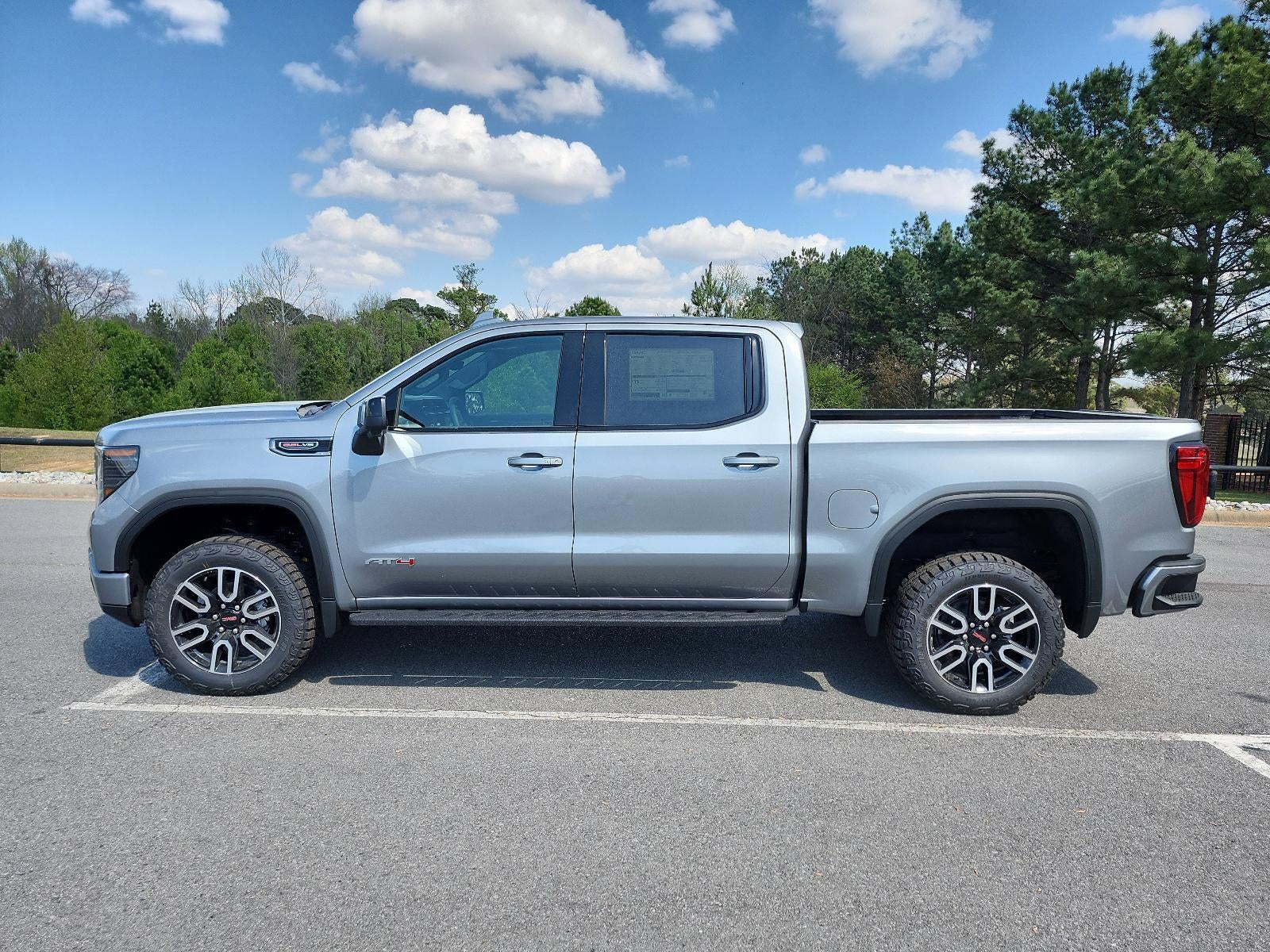 2026 GMC Sierra 1500 Crew Cab Short Box 4-Wheel Drive AT4