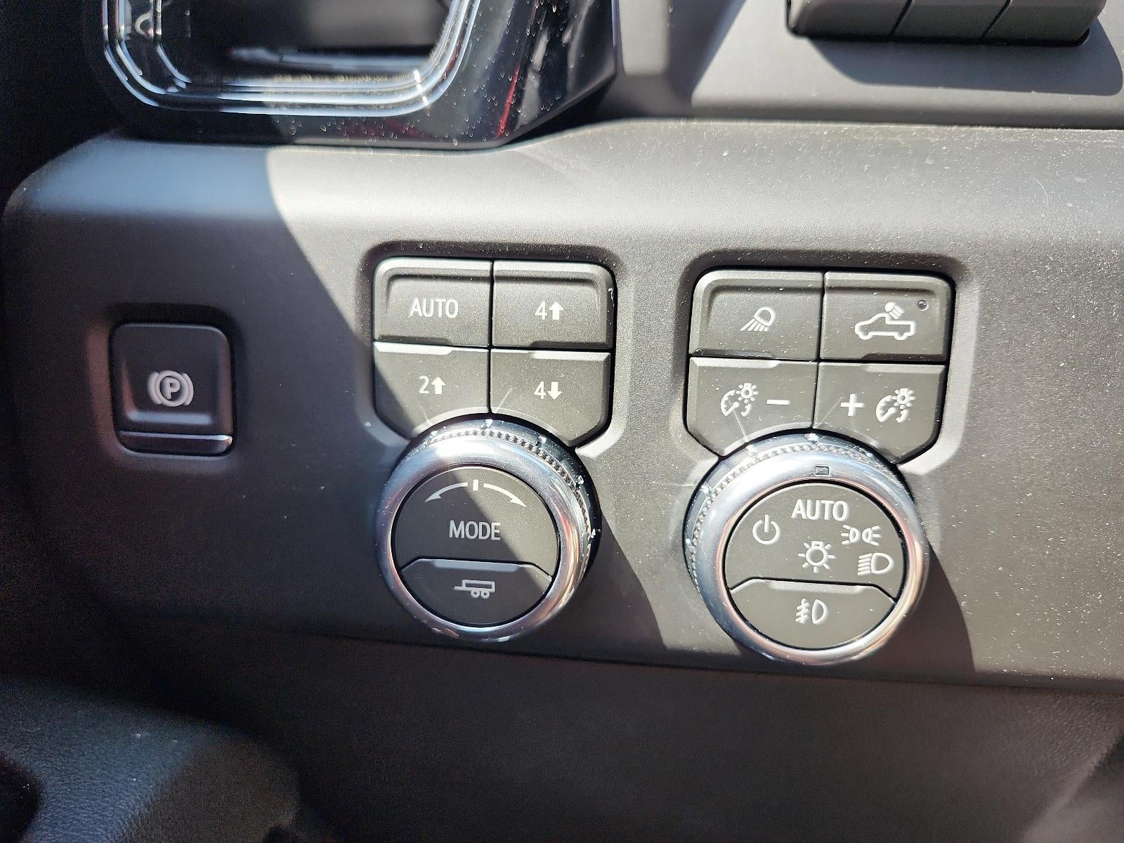 2026 GMC Sierra 1500 Crew Cab Short Box 4-Wheel Drive AT4