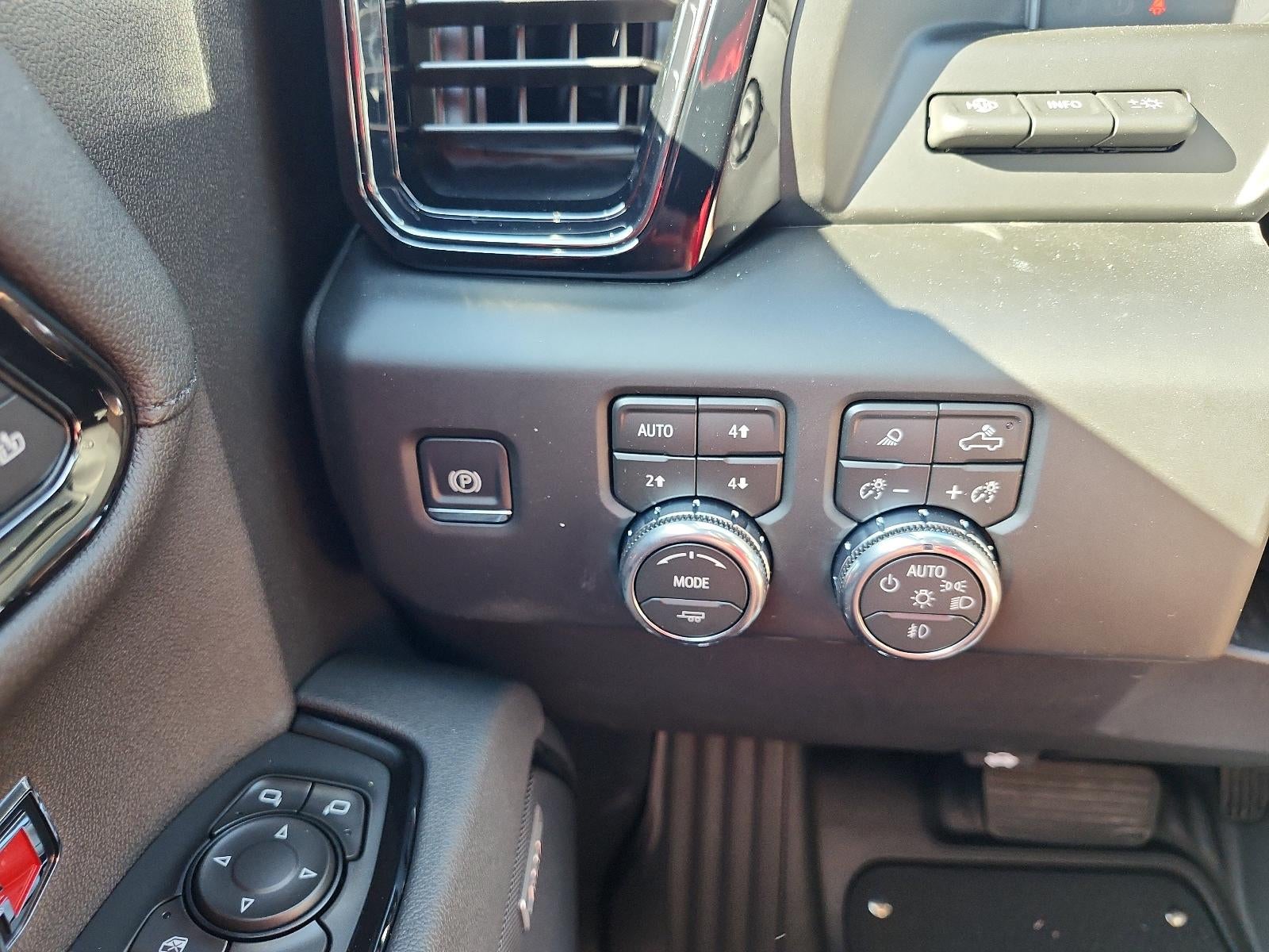 2026 GMC Sierra 1500 Crew Cab Short Box 4-Wheel Drive AT4