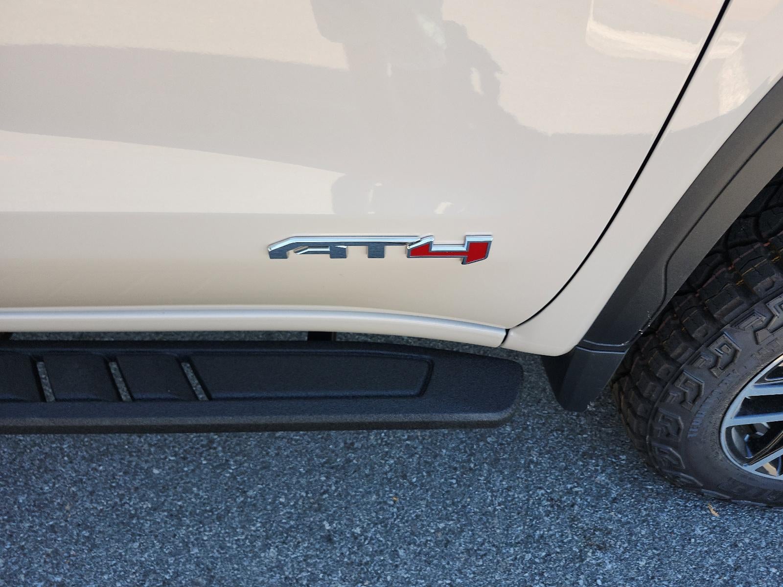 2026 GMC Sierra 1500 Crew Cab Short Box 4-Wheel Drive AT4