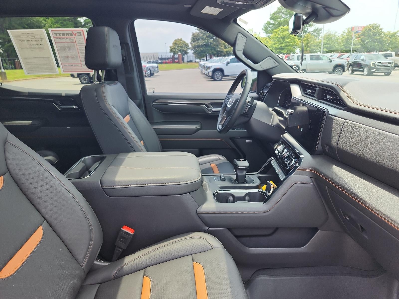 2025 GMC Sierra 1500 AT4