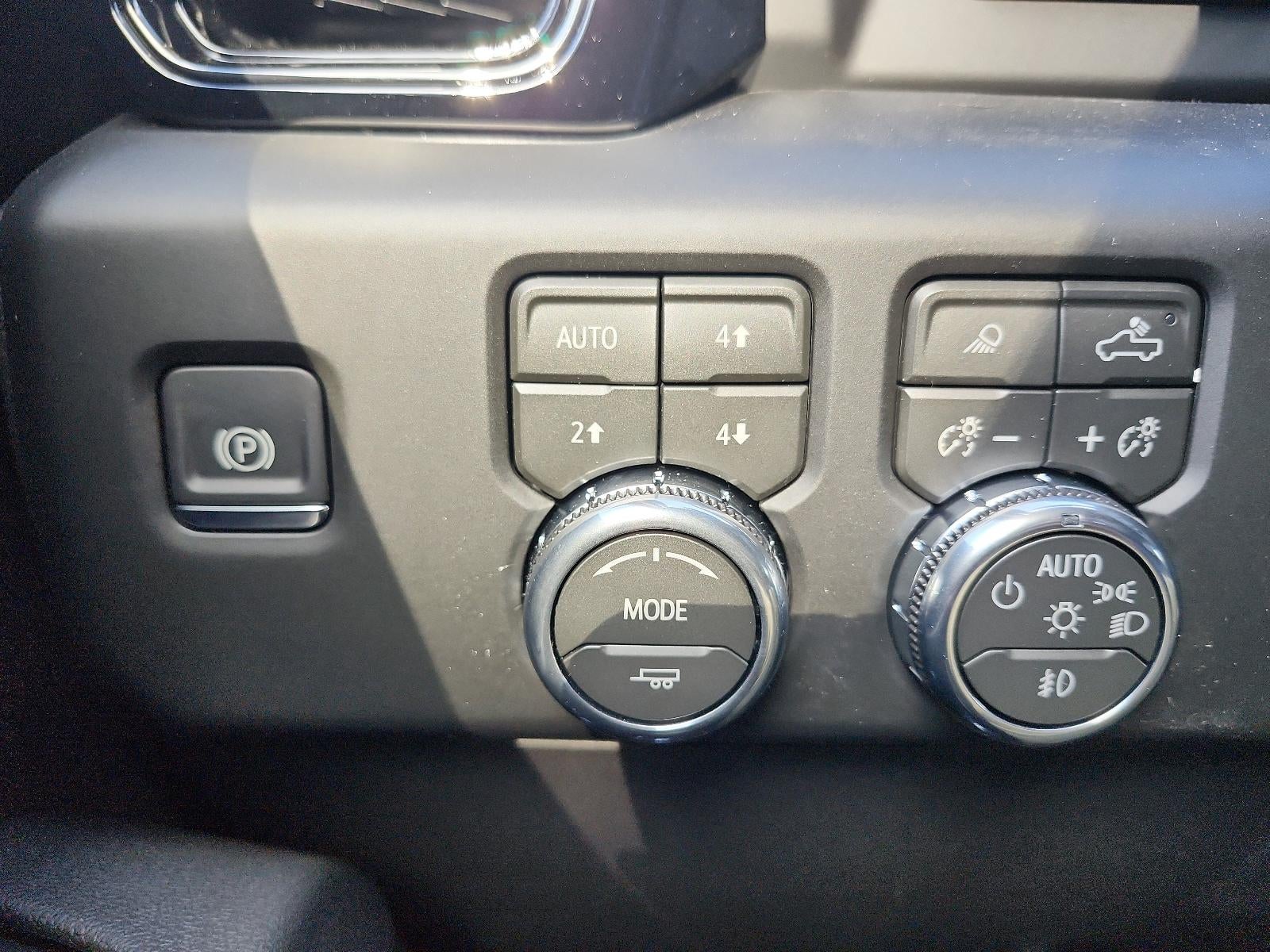 2026 GMC Sierra 1500 Crew Cab Short Box 4-Wheel Drive AT4