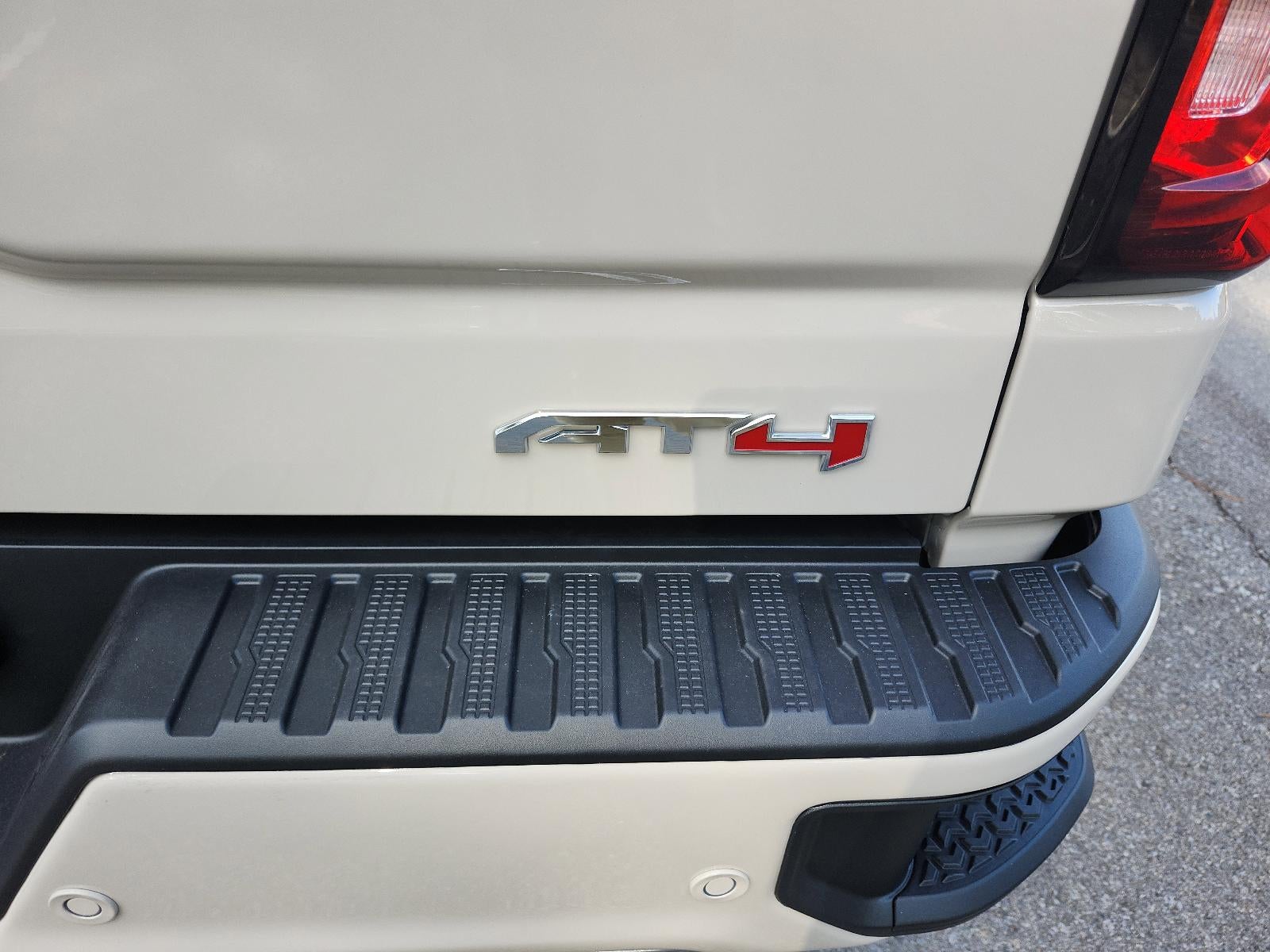 2026 GMC Sierra 1500 Crew Cab Short Box 4-Wheel Drive AT4