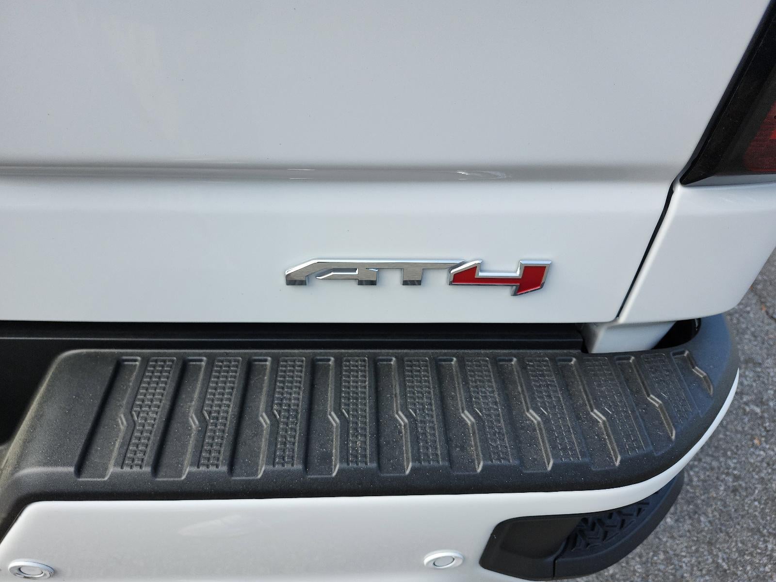 2026 GMC Sierra 1500 Crew Cab Short Box 4-Wheel Drive AT4