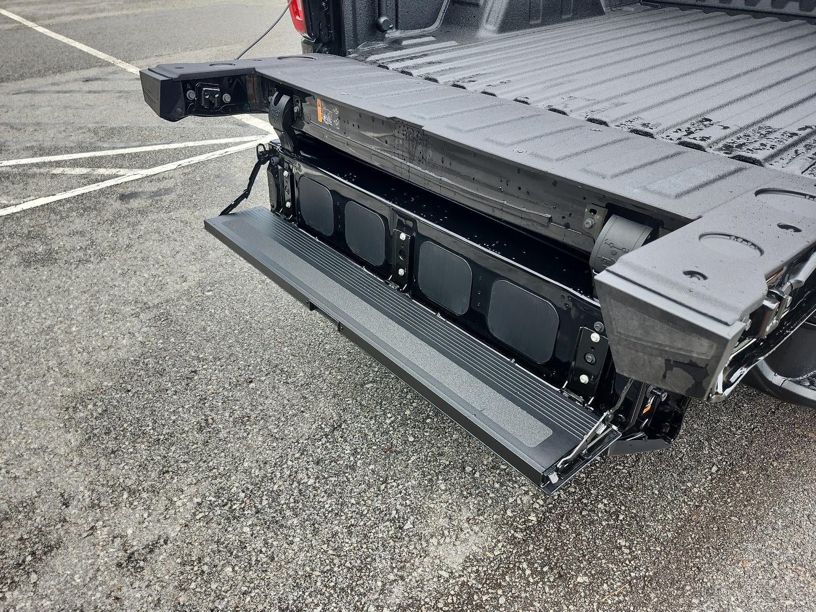 2026 GMC Sierra 1500 AT4 - Photo 10
