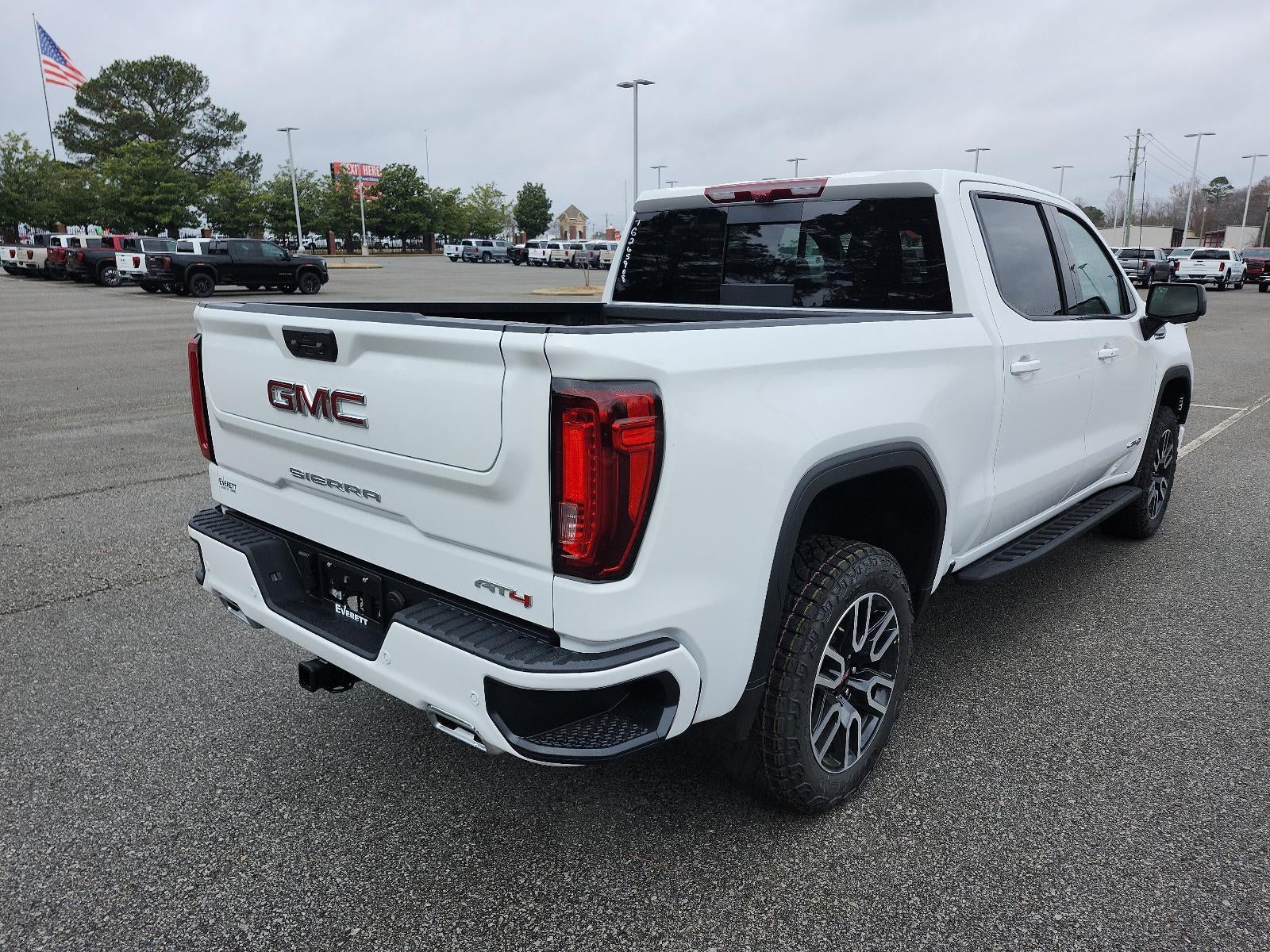 2026 GMC Sierra 1500 Crew Cab Short Box 4-Wheel Drive AT4