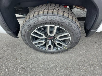 2026 GMC Sierra 1500 Crew Cab Short Box 4-Wheel Drive AT4