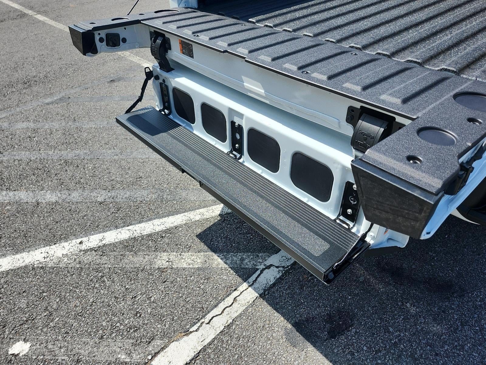 2026 GMC Sierra 1500 AT4 - Photo 10