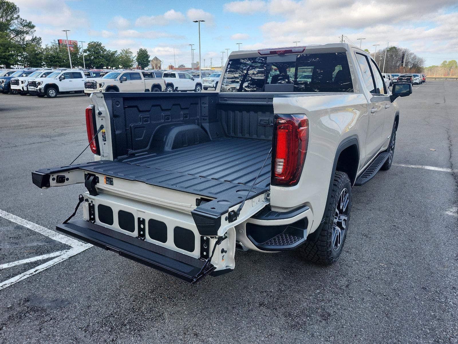 2026 GMC Sierra 1500 Crew Cab Short Box 4-Wheel Drive AT4