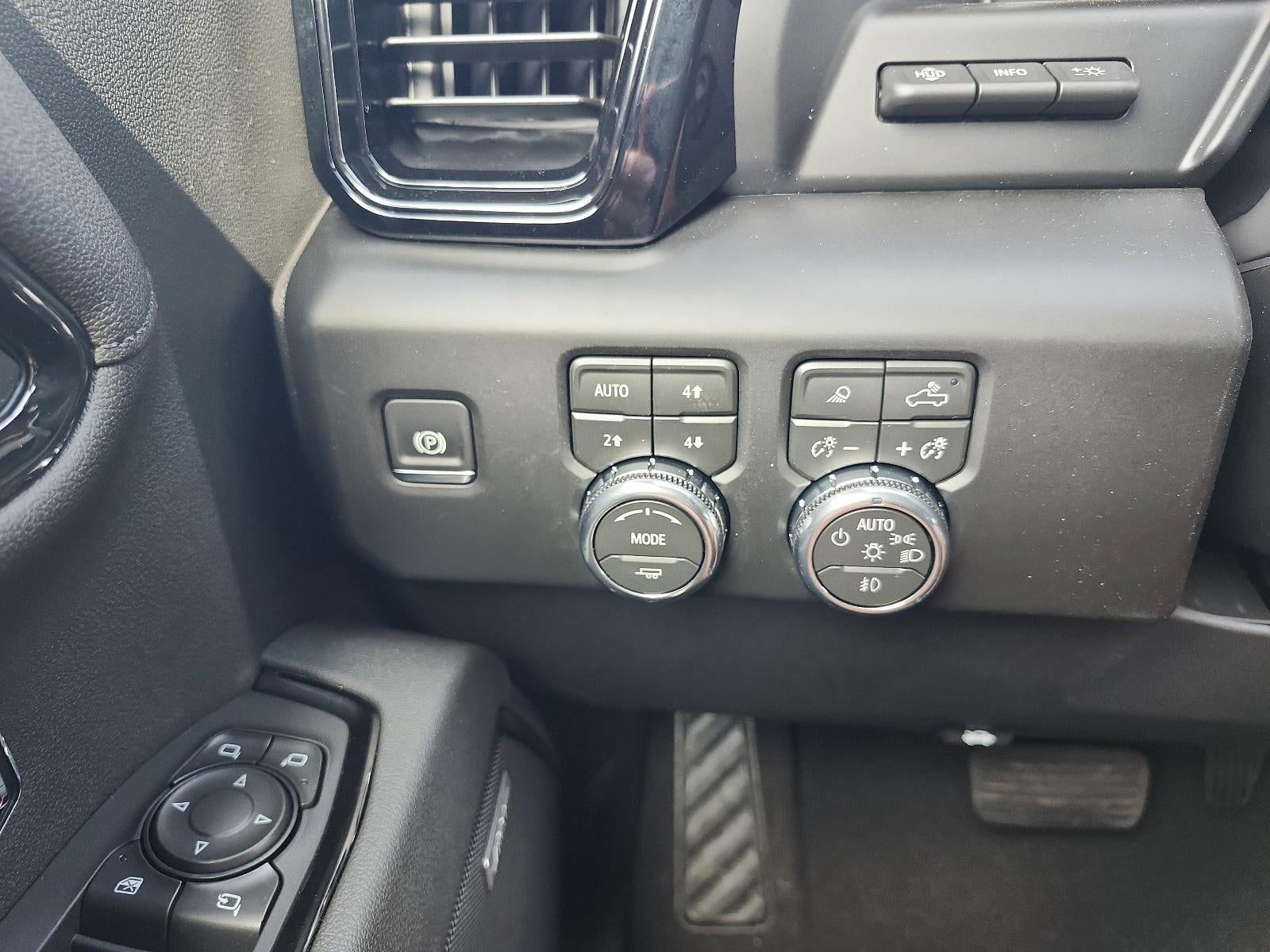 2026 GMC Sierra 1500 Crew Cab Short Box 4-Wheel Drive AT4