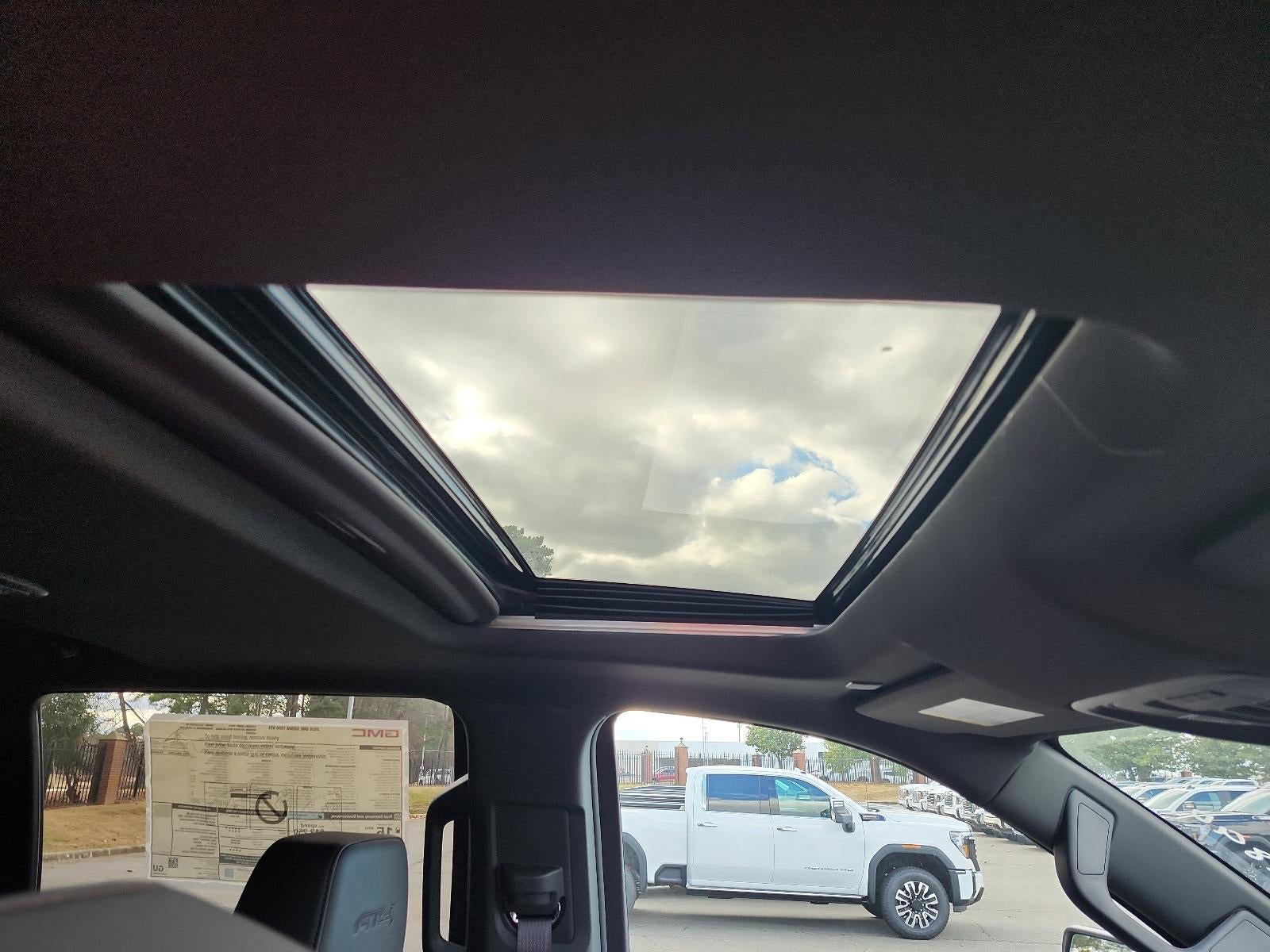 2026 GMC Sierra 1500 Crew Cab Short Box 4-Wheel Drive AT4